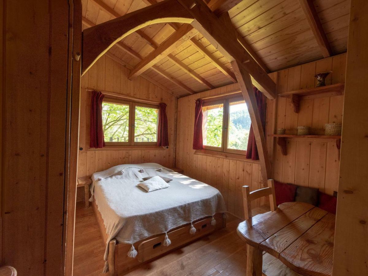 Les Cabanes De Labrousse Saint-Julien-Labrousse Δωμάτιο φωτογραφία